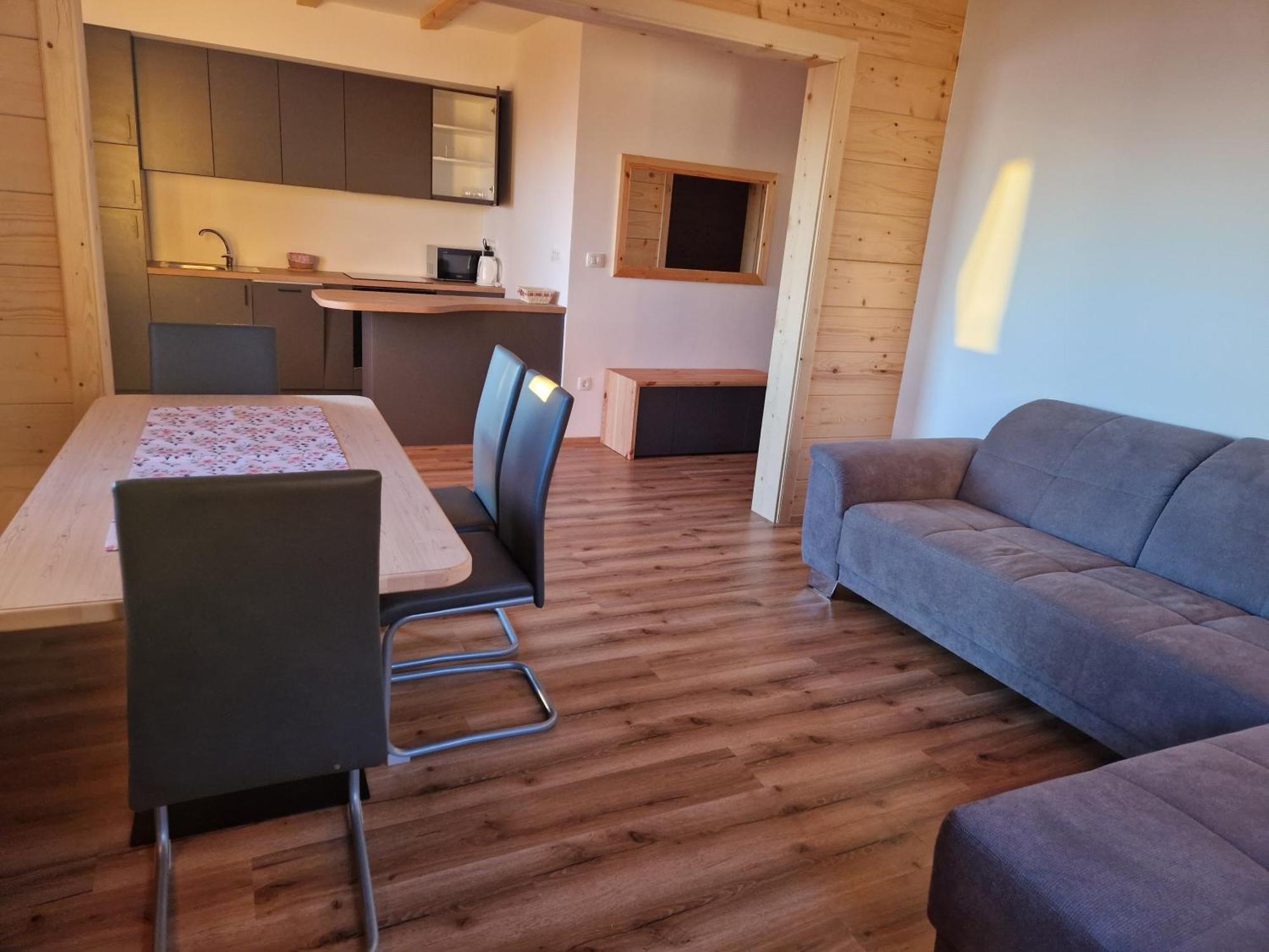 Guest House Pr Ambruzarju & Apartments Cerklje na Gorenjskem Habitación foto