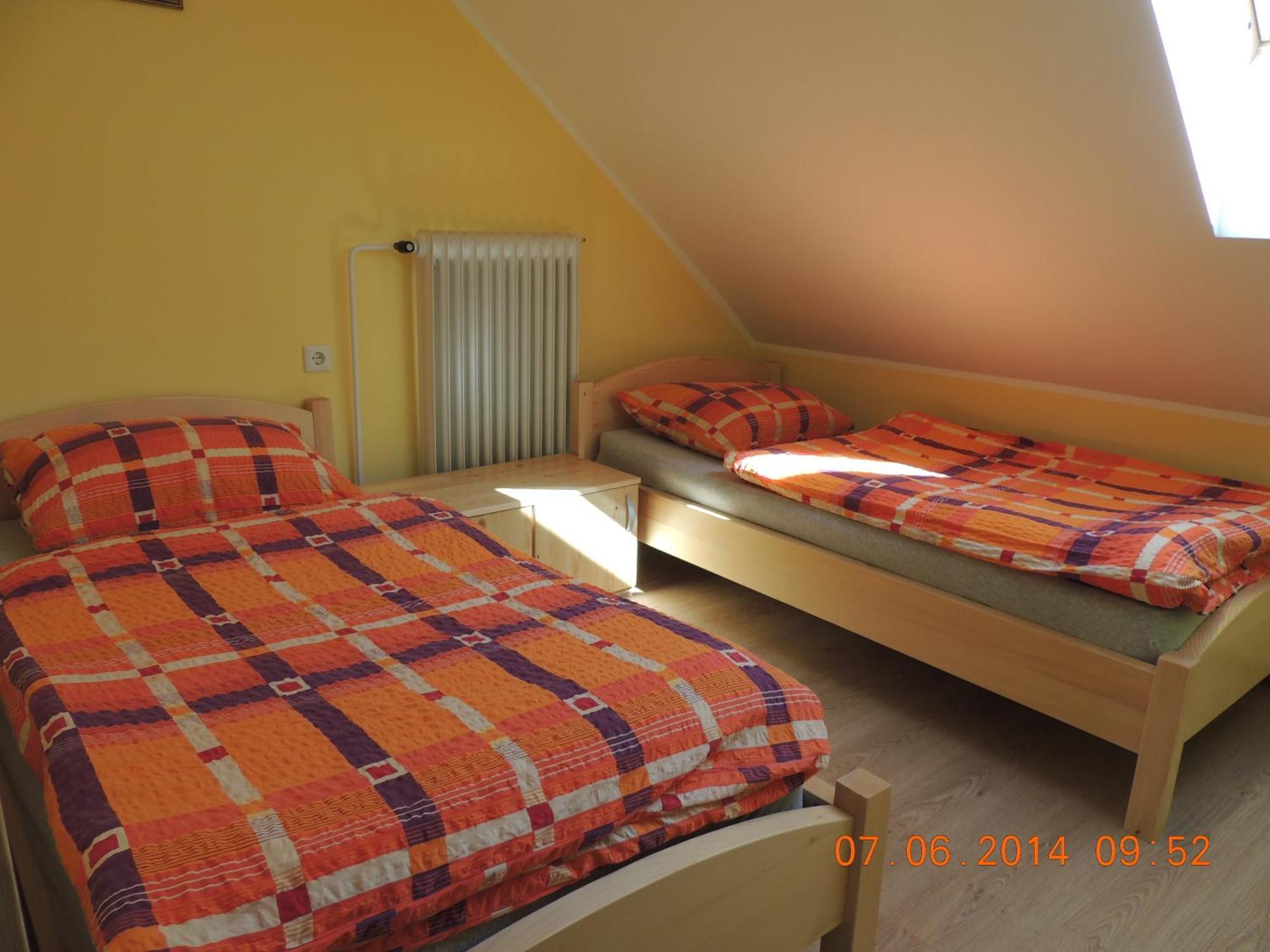 Guest House Pr Ambruzarju & Apartments Cerklje na Gorenjskem Habitación foto